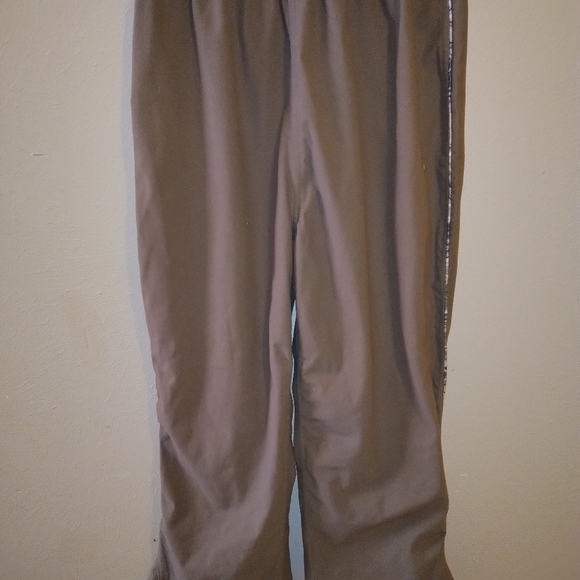 Mad Dog Gear Size L Brown Hunting Pants with Carhartt Brown Beanie - Picture 8 of 10